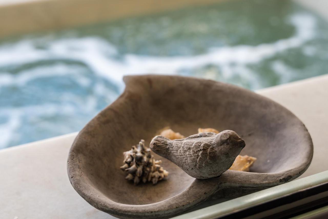 New Villa Katerina - 6 Villas & 6 Private Jacuzzi Emporio  Ngoại thất bức ảnh