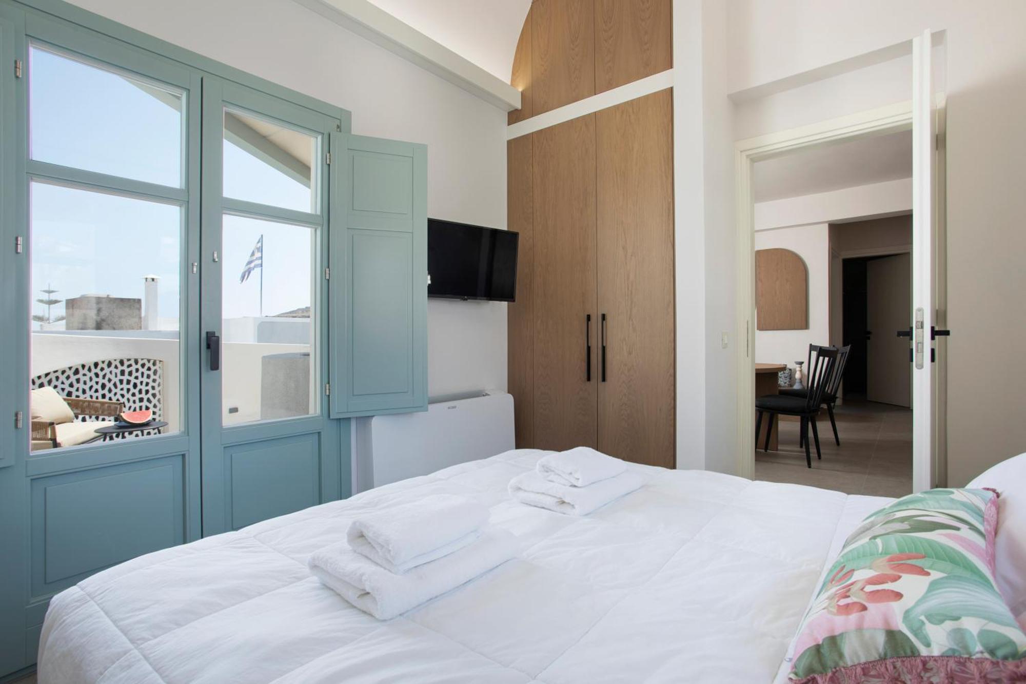 New Villa Katerina - 6 Villas & 6 Private Jacuzzi Emporio  Ngoại thất bức ảnh